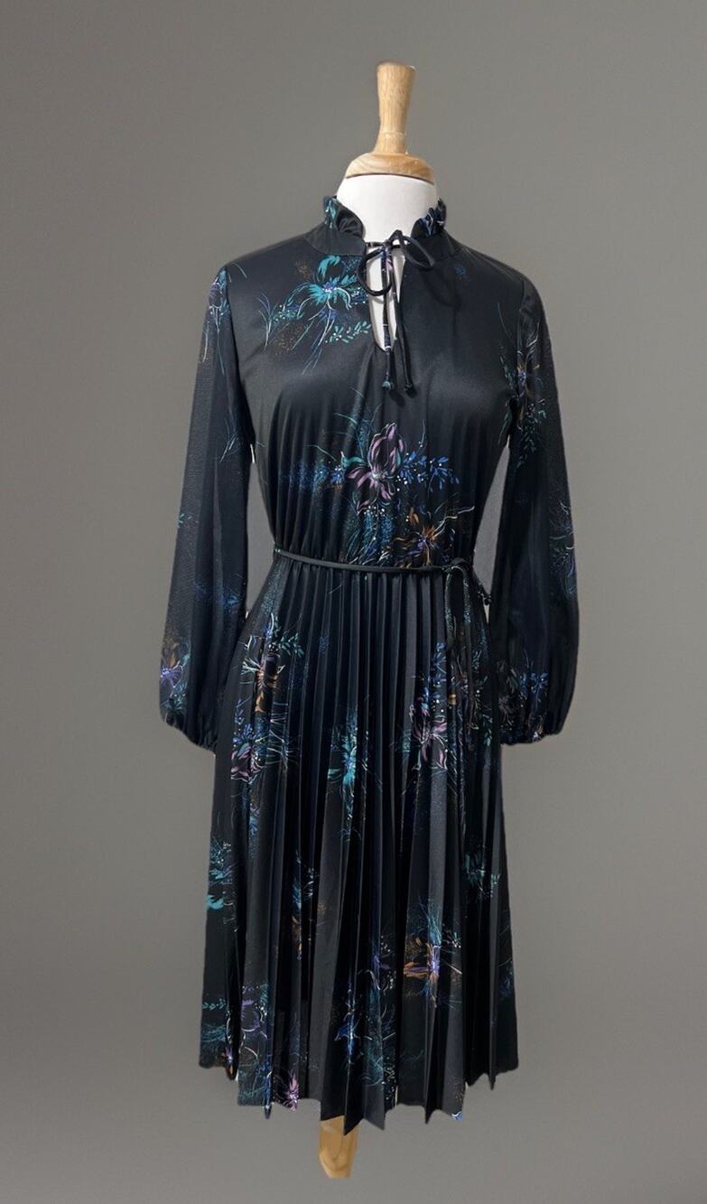 Dark Romantic 70s Plisse Long Sleeve Midi Dress Orchid Floral Whimsigoth Cottage